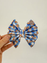 Puppy picnic - Bows (Sailor or Standard)