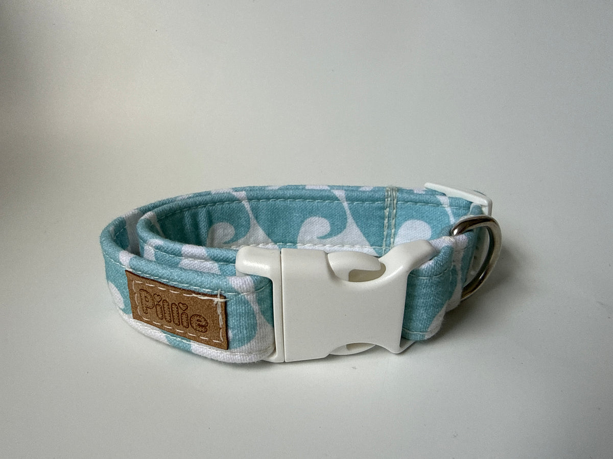 Waves - Medium Collar Sample