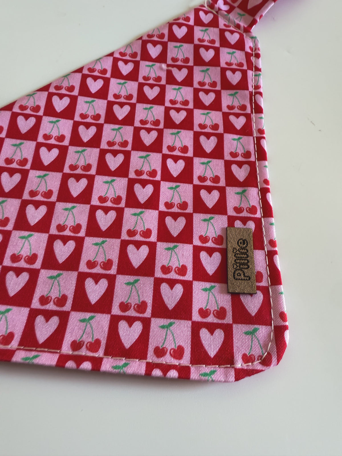Cherries, with love - Bandana