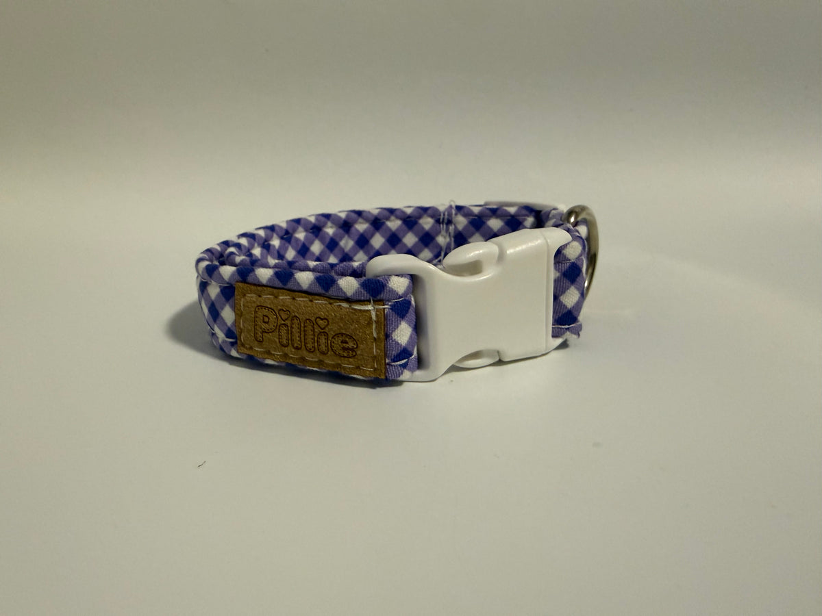 Violet - Medium Collar Sample