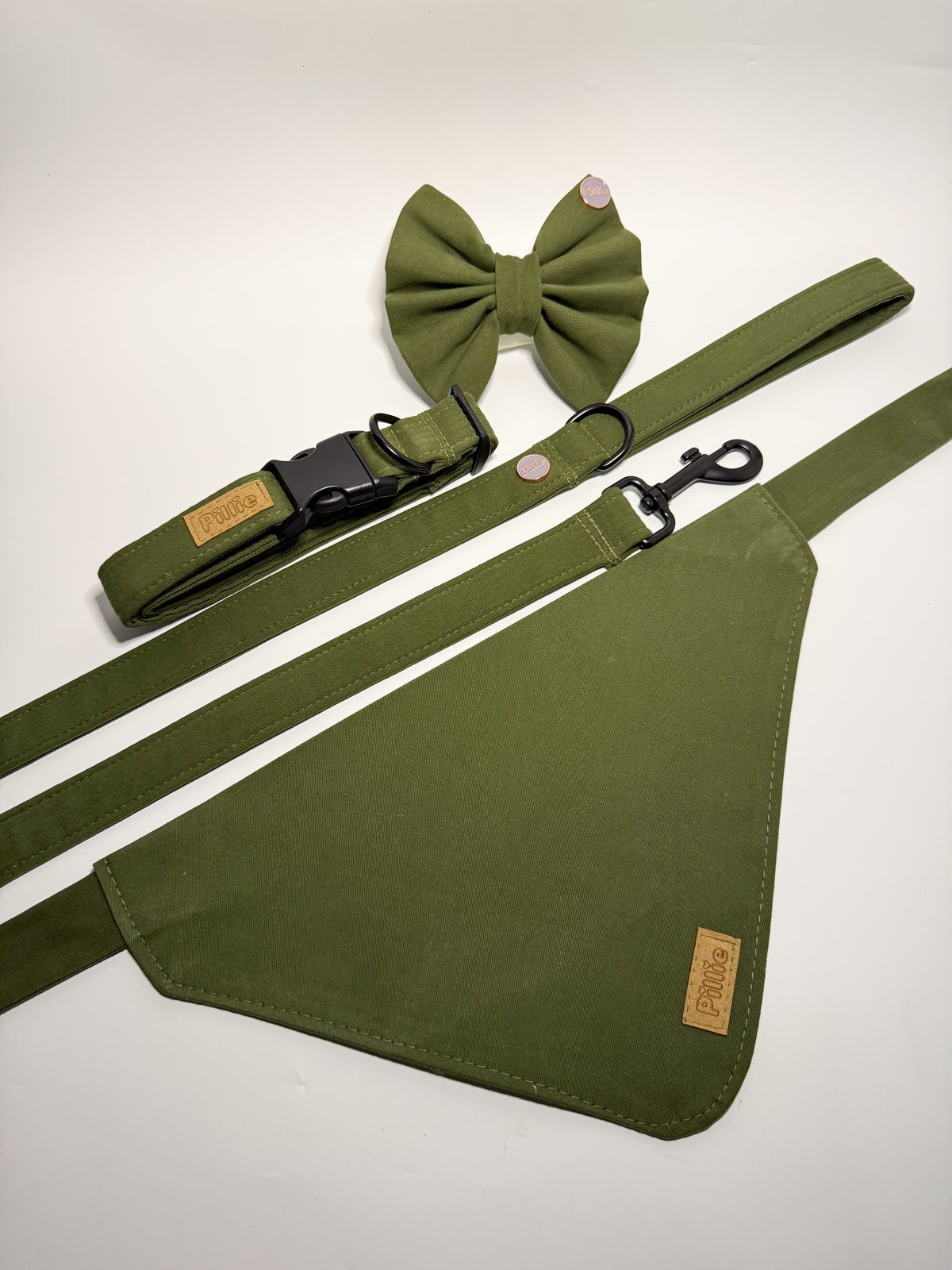 Khaki - Collar