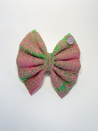 Fluffy spider - Bows (Sailor or Standard)