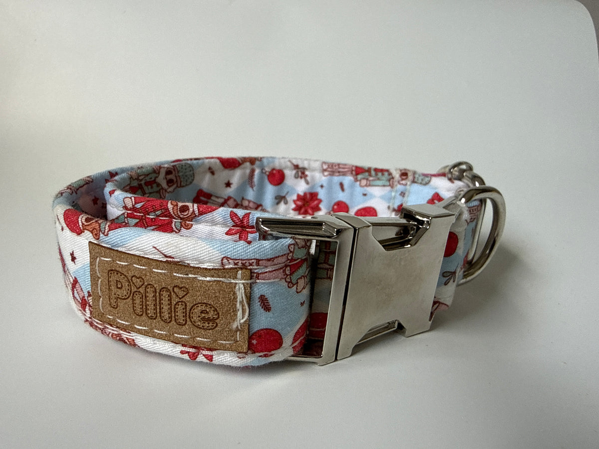 Nutcracker - Medium Collar Sample
