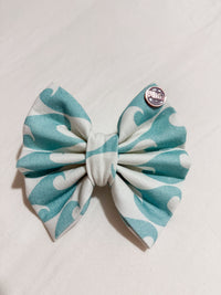 Waves- Bows (Sailor or Standard)