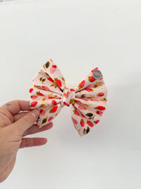 Strawberry kisses - Bows (Sailor or Standard)