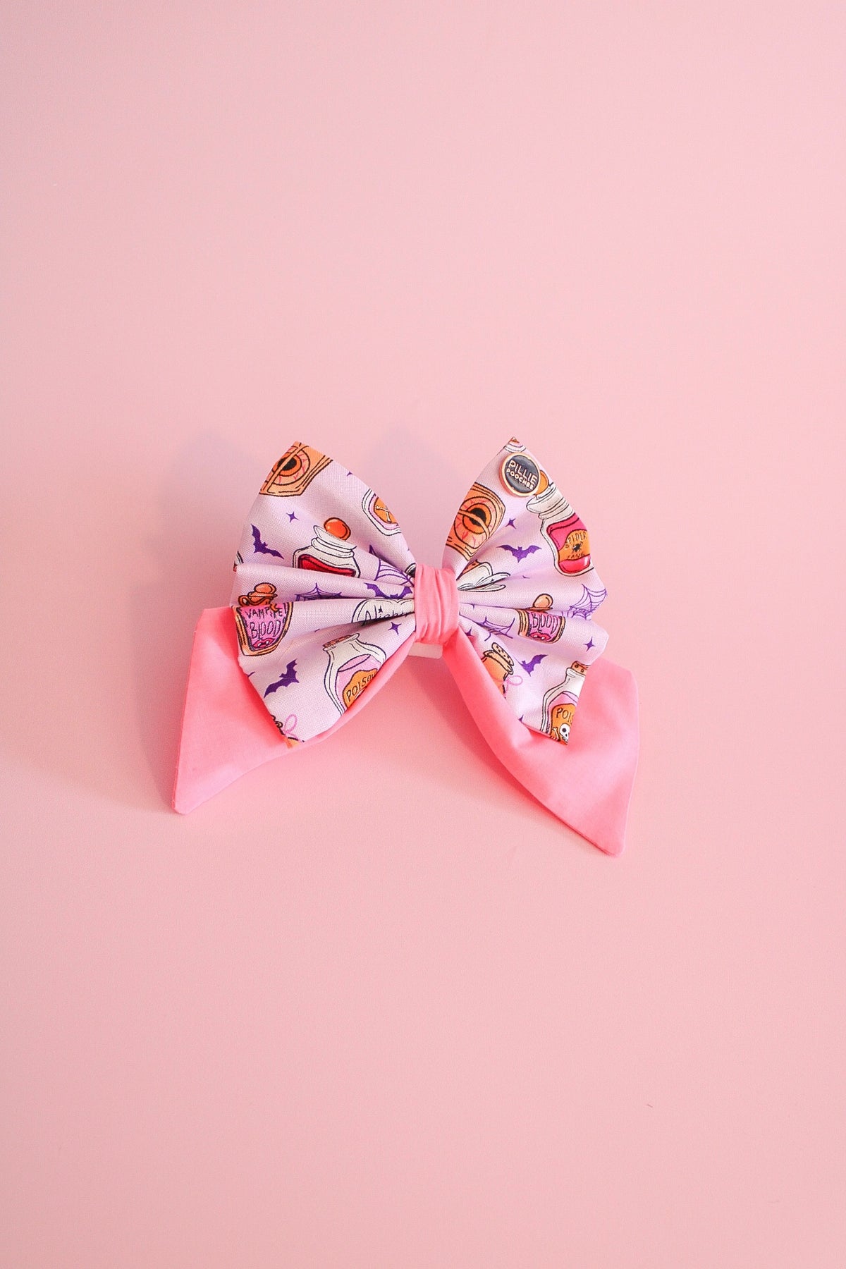 Magic Two-Tone w/light pink - Bows (Sailor or Standard)